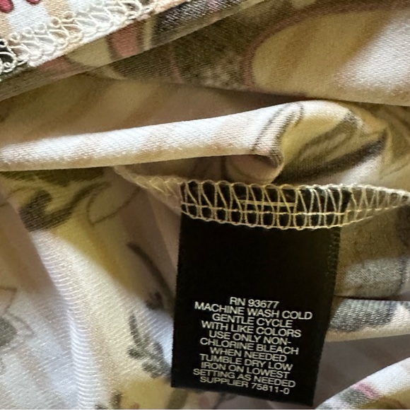 Vintage Liz Claiborne petite small top - Picture 3 of 3